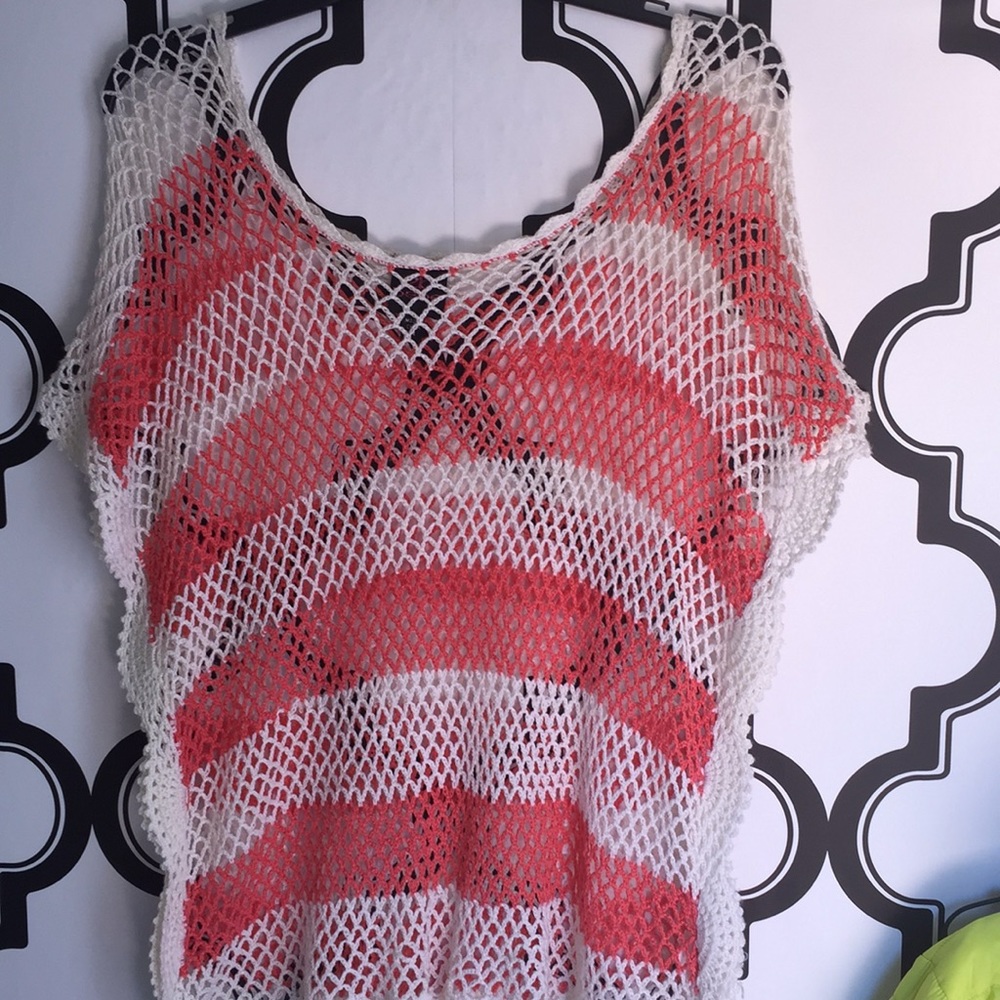 2b Bebe crocheted top